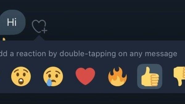  "emoji react"