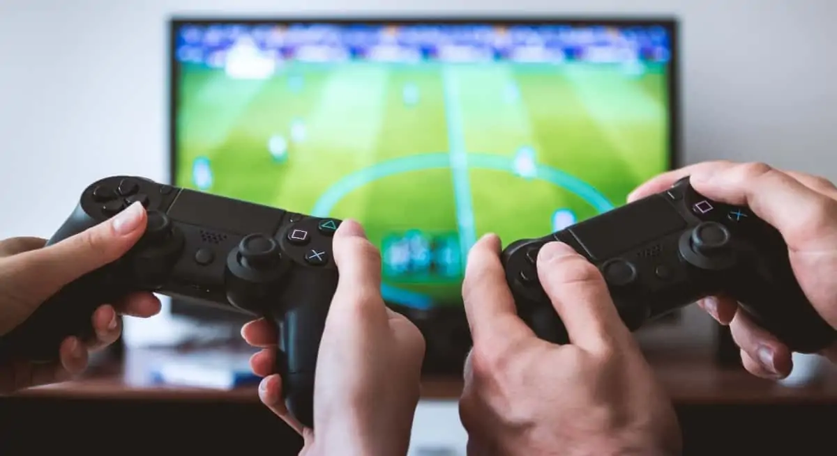 Tem uma PS4? Aposte nestes jogos antes que fiquem mais caros!