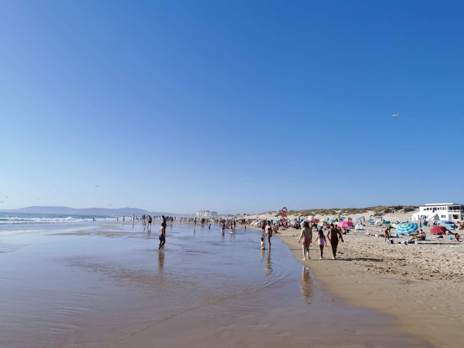 Ir à praia pode arruinar-lhe a carteira com estas multas escondidas!