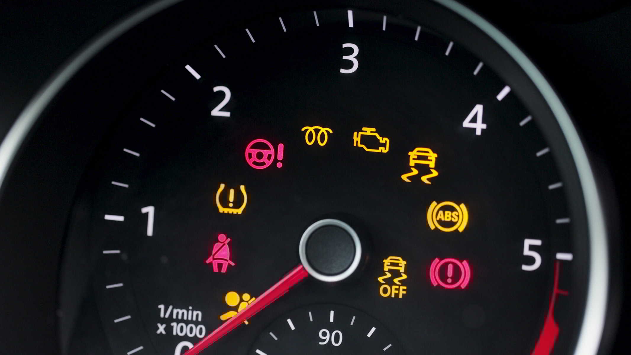Que partes do automóvel são testadas num teste de diagnóstico?