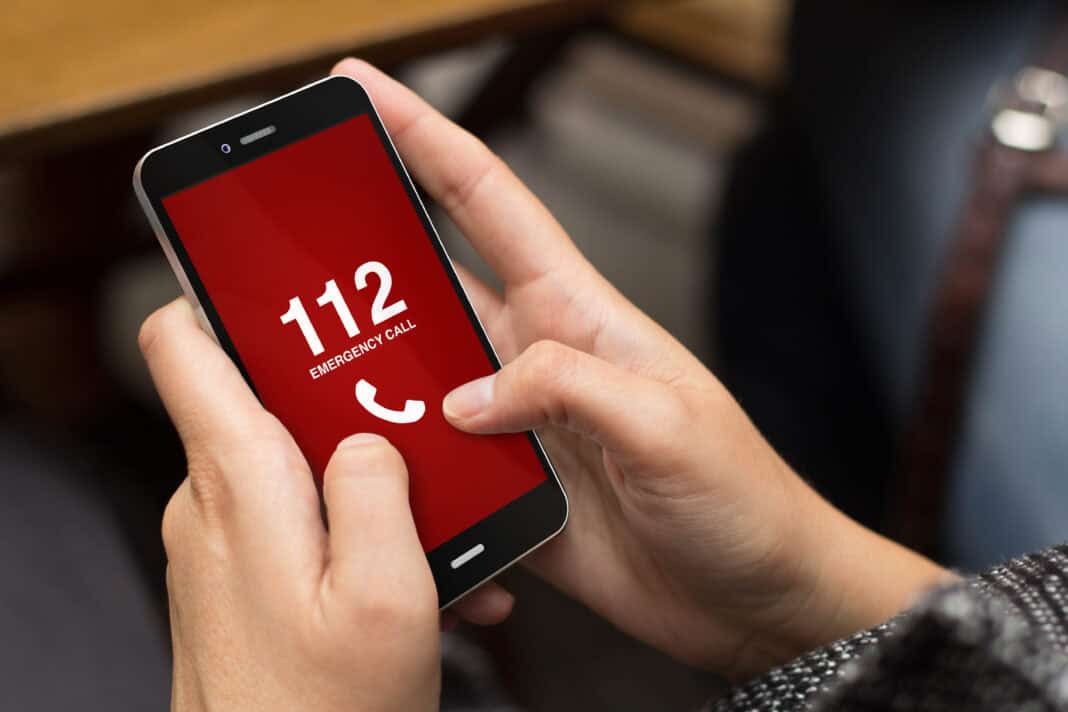 pode ligar para o 112 sem cartão sim mas tem de saber isto!